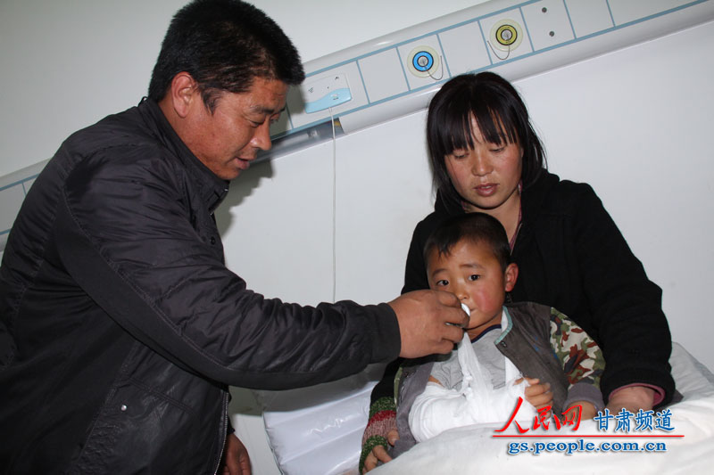 �����t(y��)Ժ�����ί����܂���ͯ���丸ĸ���o(h��)����߅ (�wҰ �z��