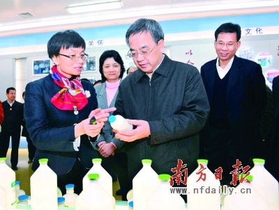 �Զ��������D(zhu��n)������֮·