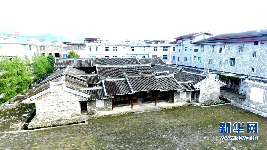 �����Ϻ������(zh��n)��һ��һ�����L(f��ng)�� ���ƴ�����ƴ���